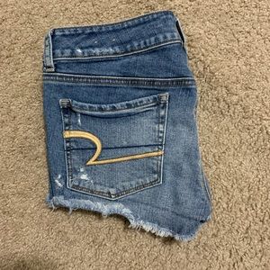 American Eagle ripped short shorts